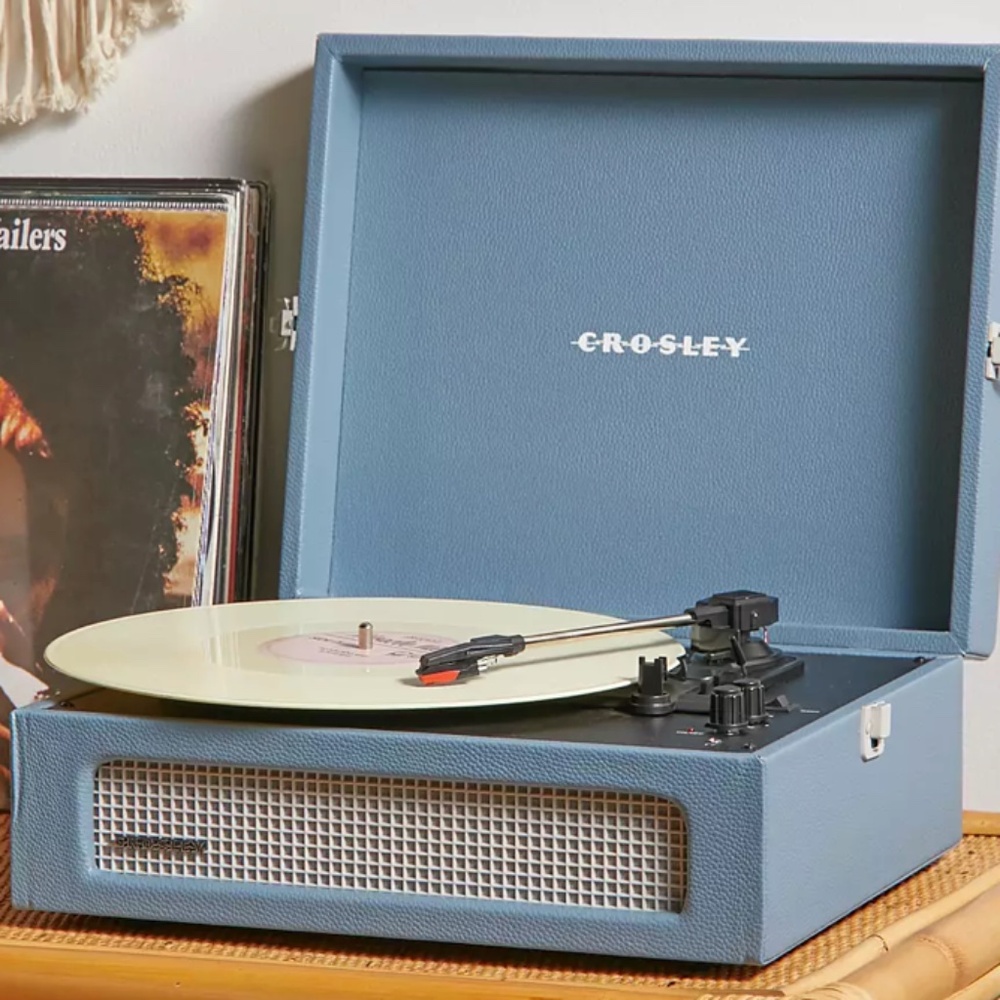 Crosley Voyager Bluetooth Record Player